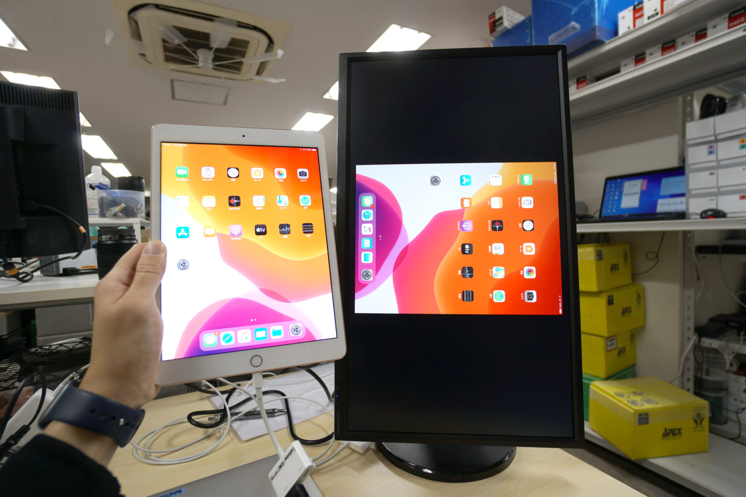 iPadを縦モニターに縦方向で出力してミラーリングする超簡単な方法｜ビデオエイペックス スタッフブログ